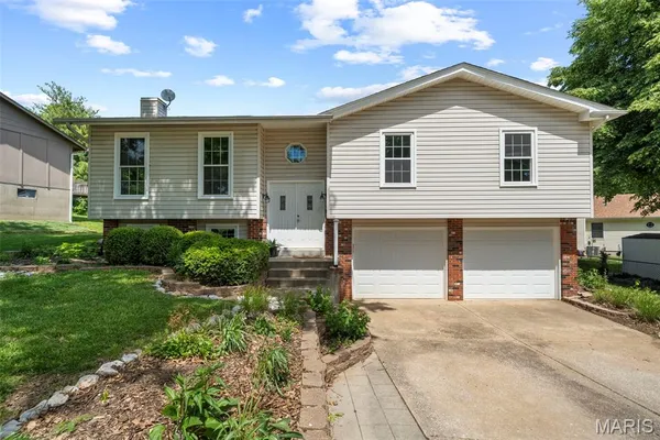 $349,000 | 4203 Chisolm Trail, St. Charles, MO 63304