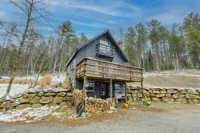 $249,900 | 42 Beaver Pond Road, Lyman, NH 03585