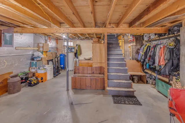 $249,900 | 42 Beaver Pond Road, Lyman, NH 03585