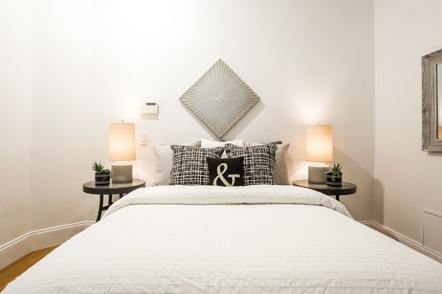 $1,075,000 | 485 Harrison Avenue, Unit 501, Boston, MA 02118