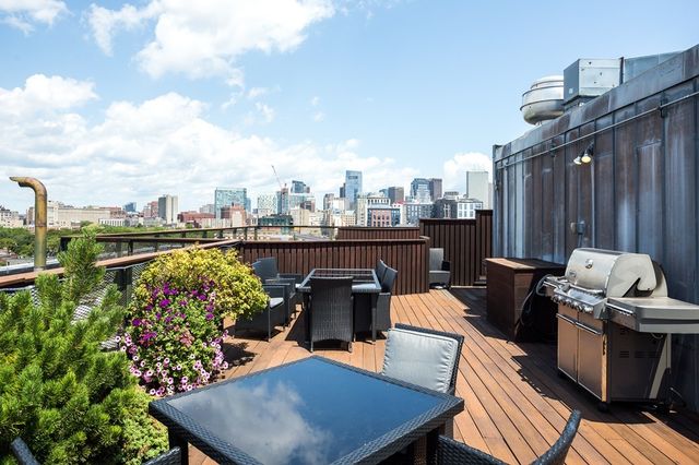 $1,075,000 | 485 Harrison Avenue, Unit 501, Boston, MA 02118