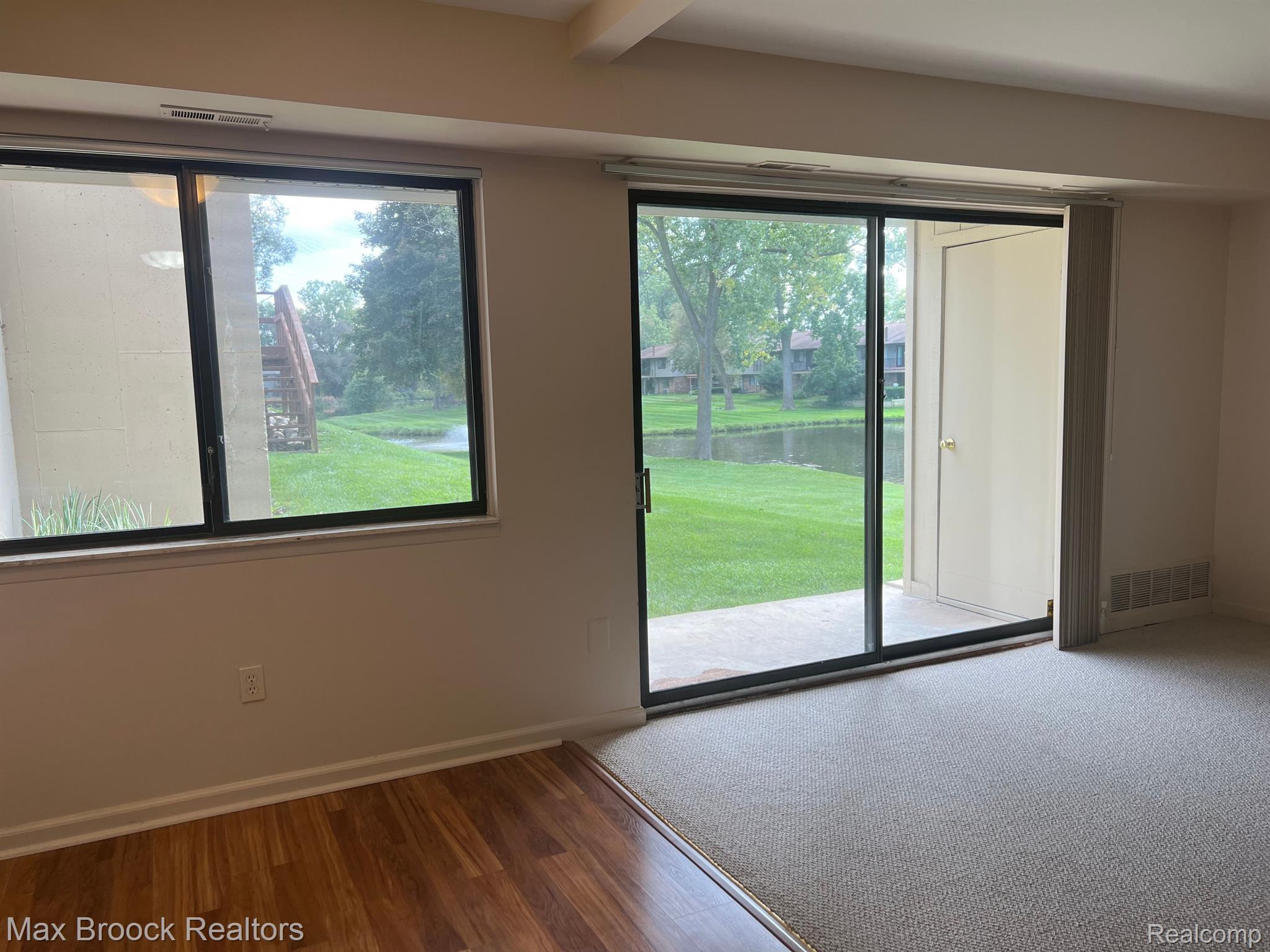 3915 Lone Pine Road, Unit 101 West Bloomfield, MI 48323 - Photo 11 of 21 Gallery Image 11