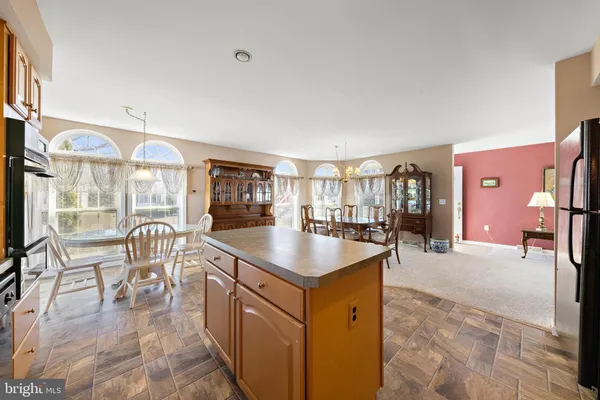 $399,000 | 75 Oak Ridge Lane, Manahawkin, NJ 08050