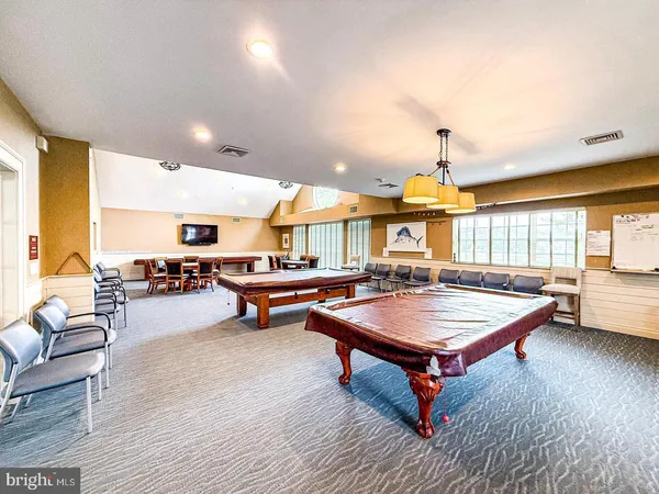 $399,000 | 75 Oak Ridge Lane, Manahawkin, NJ 08050