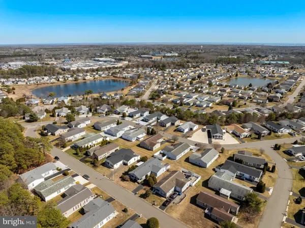 $399,000 | 75 Oak Ridge Lane, Manahawkin, NJ 08050
