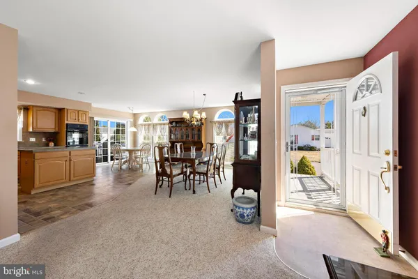 $399,000 | 75 Oak Ridge Lane, Manahawkin, NJ 08050