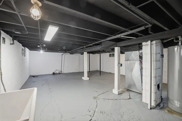 $229,900 | 5807 West Park Hill Avenue, Milwaukee, WI 53213