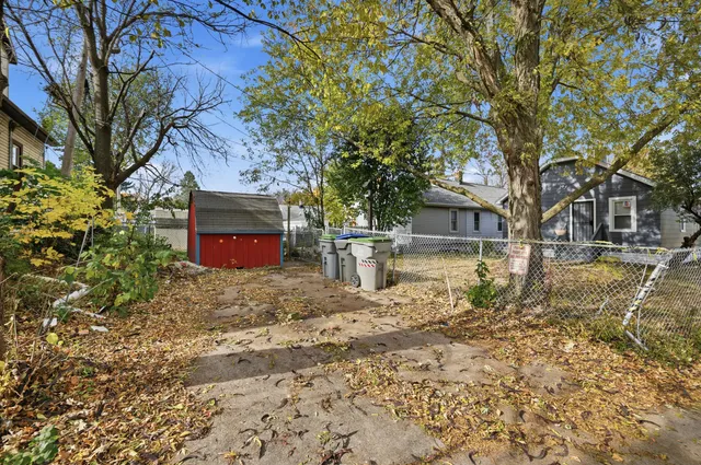 $229,900 | 5807 West Park Hill Avenue, Milwaukee, WI 53213