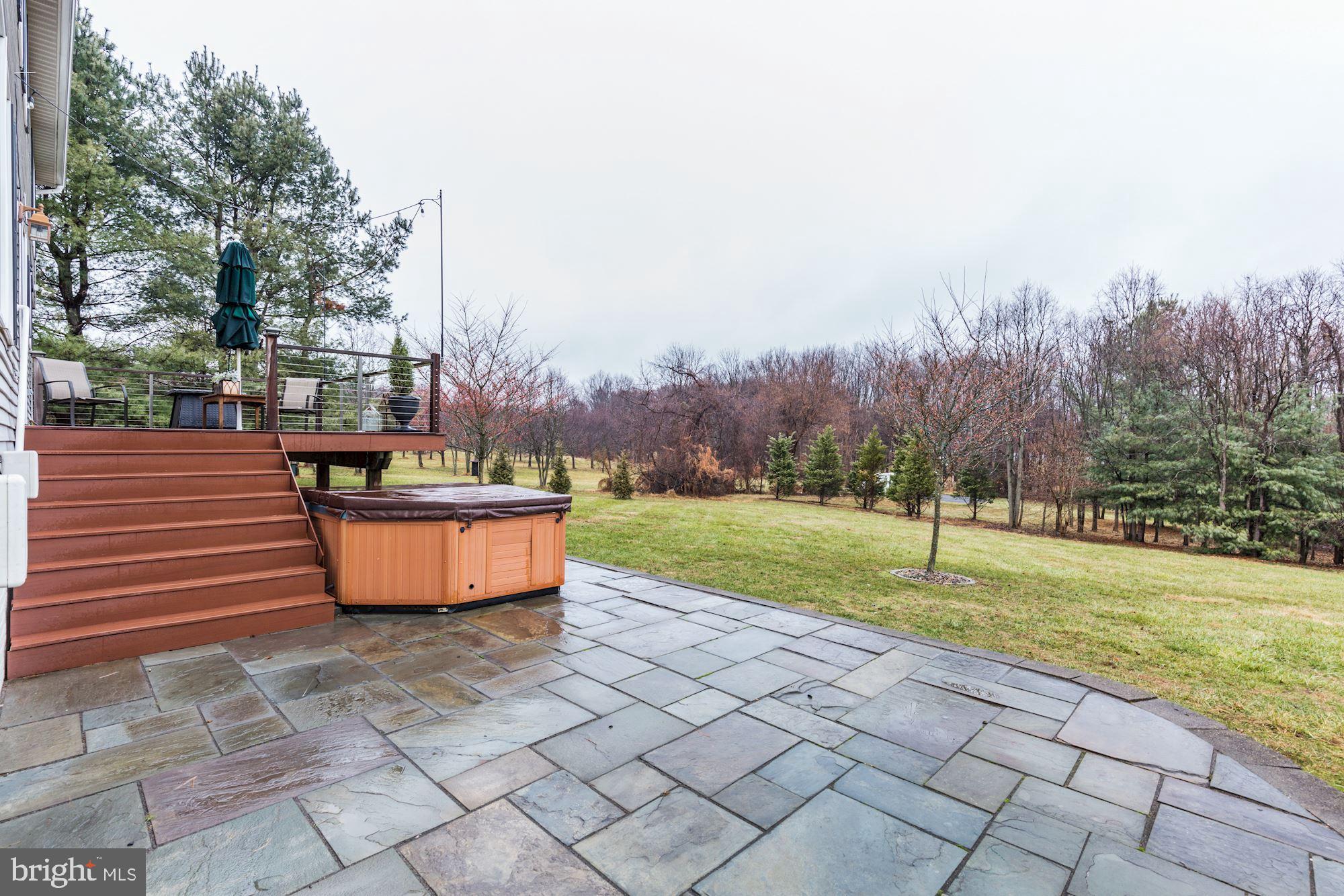 5508 Adams Ridge Road Clarksville, MD 21029 - Photo 50 of 54 Rear deck/patio/hot tub.