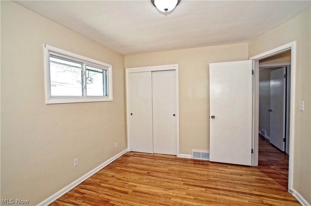 1138 Homestead Road Cleveland, OH 44121 - Photo 10 of 25