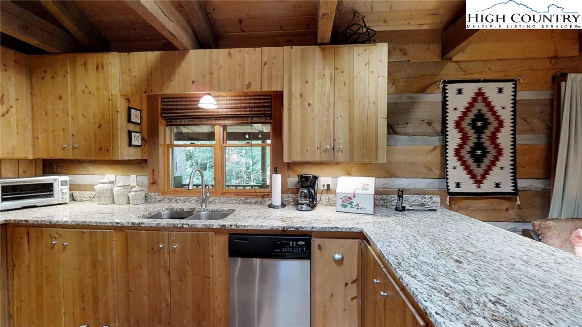 2088 Little Laurel Road Boone, NC 28607 - Photo 13 of 48 Gallery Image 13