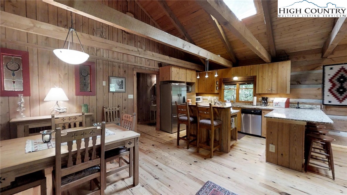 2088 Little Laurel Road Boone, NC 28607 - Photo 6 of 48 Gallery Image 6