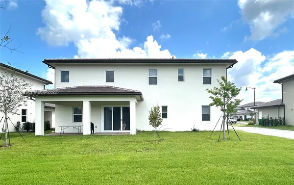 $6,900 | 12220 Southwest 44th Court, Davie, FL 33330