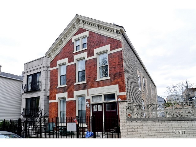1513 West Superior Street, Unit 2F Chicago, IL 60642 - Photo 1 of 8