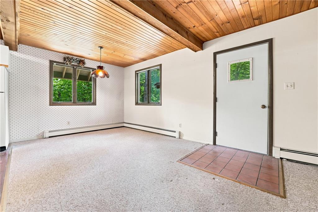 3109 Lake Road New Castle, PA 16102 - Photo 8 of 30 Gallery Image 8