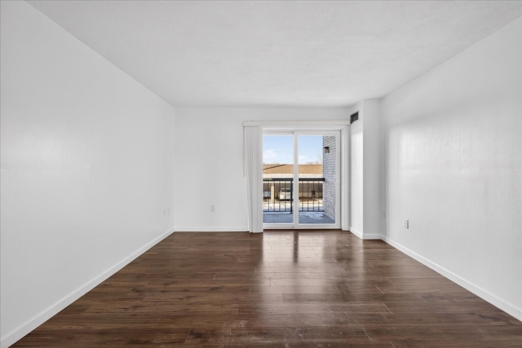 64 Broad Reach, Unit 107 Weymouth, MA 02191 - Photo 10 of 25