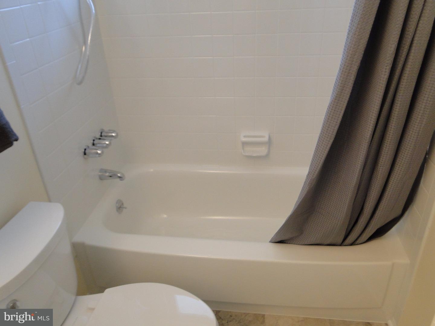 2170 Yardville Hamilton Square Road Hamilton Square, NJ 08690 - Photo 9 of 23