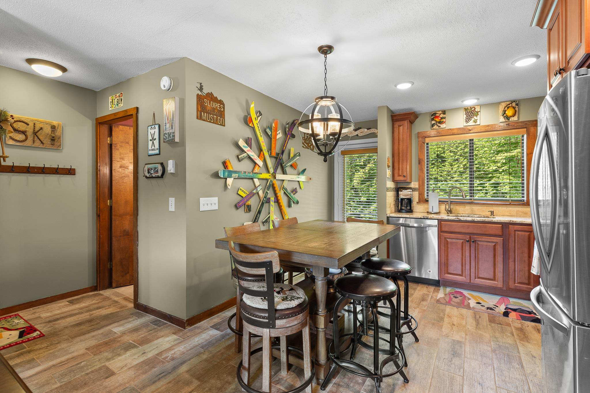 321 Moon Ridge Road, Unit 2B Killington, VT 05751 - Photo 7 of 50