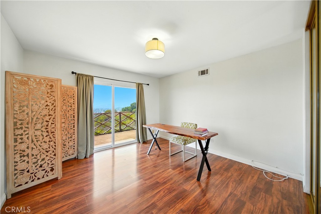 521 Baseline Road La Verne, CA 91750 - Photo 15 of 59