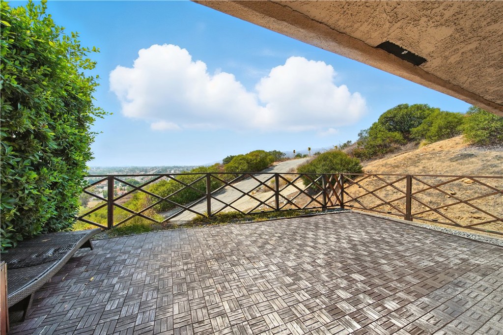 521 Baseline Road La Verne, CA 91750 - Photo 37 of 59