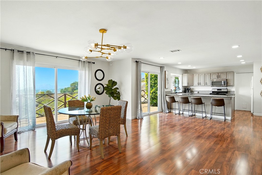 521 Baseline Road La Verne, CA 91750 - Photo 6 of 59