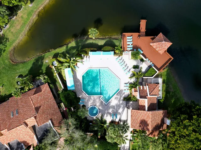 $369,900 | 22511 Meridiana Drive, Boca Raton, FL 33433