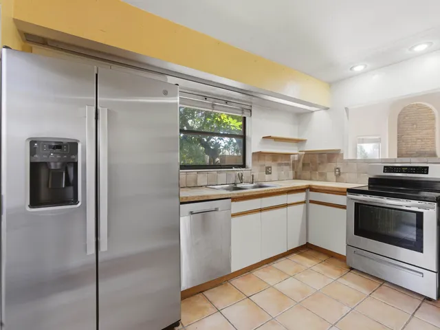 $369,900 | 22511 Meridiana Drive, Boca Raton, FL 33433