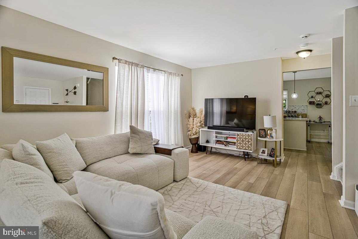 2134 Racquet Place Waldorf, MD 20601 - Photo 1 of 38 Living Room