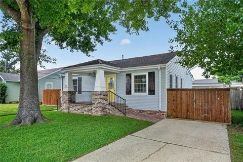 $455,000 | 268 Halsey Drive, Harahan, LA 70123