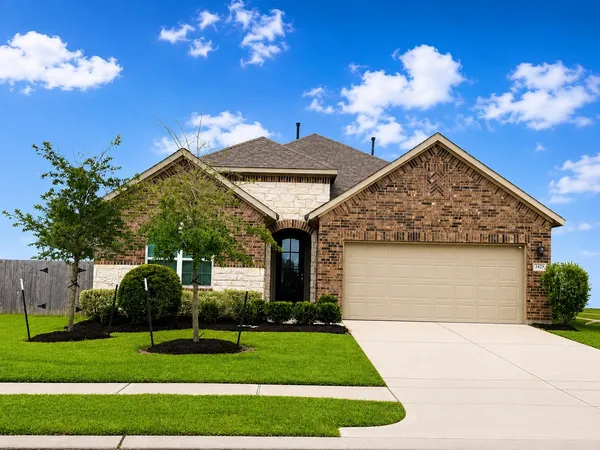 $389,900 | 3429 Acacia Grv Lane, Spring, TX 77386