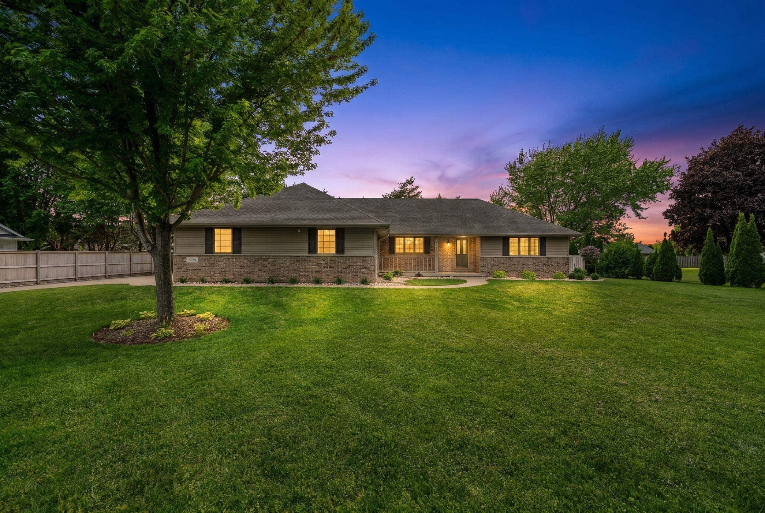 1112 Lake Park Road Menasha, WI 54952 - Photo 1 of 54