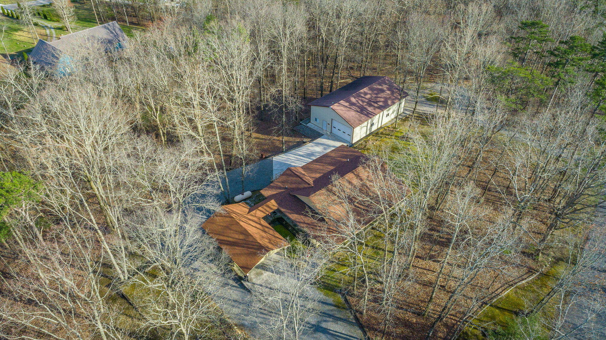737 Miller Cove Road Signal Mountain, TN 37377 - Photo 3 of 65 737 Miller Cove Road HD-31