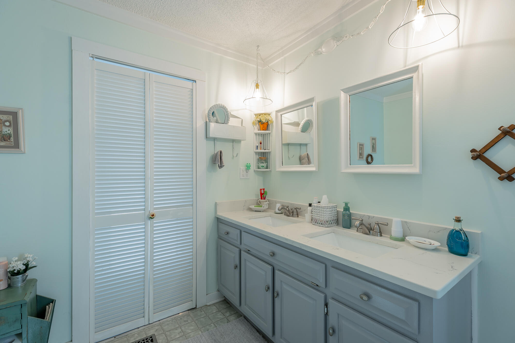 737 Miller Cove Road Signal Mountain, TN 37377 - Photo 47 of 65 737 Miller Cove Road HD-112