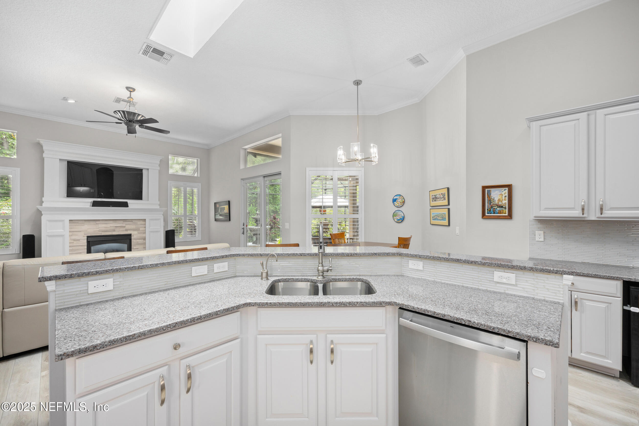 1854 West Cobblestone Lane St. Augustine, FL 32092 - Photo 21 of 72 29 - interior