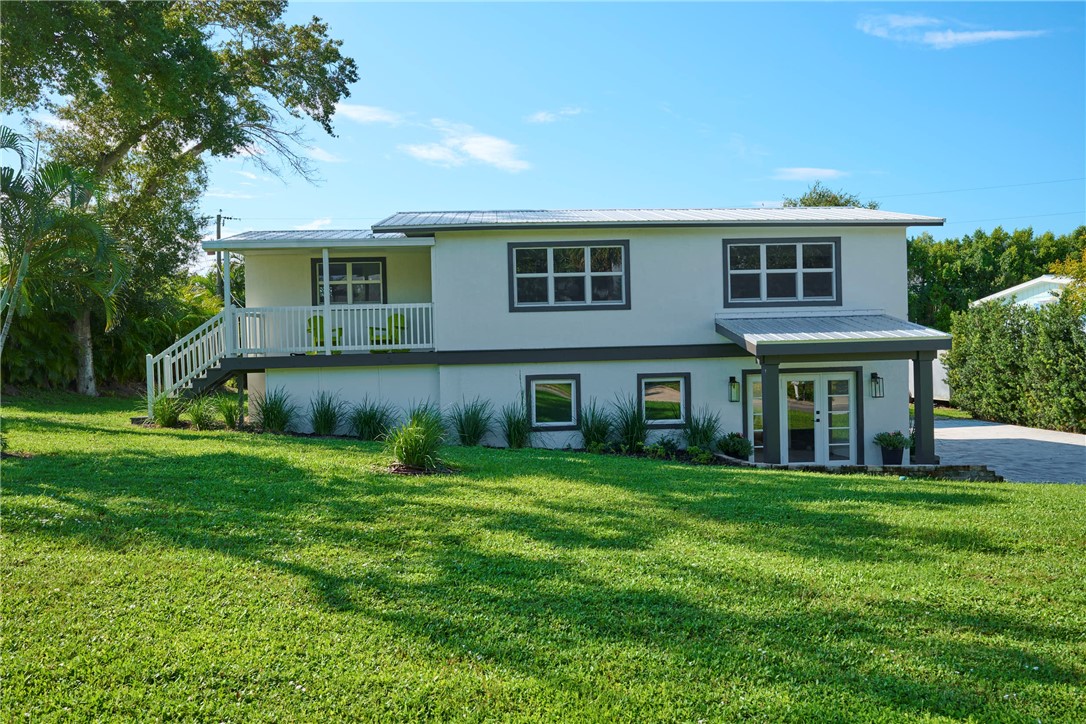 8045 142nd Street Sebastian, FL 32958 - Photo 2 of 36