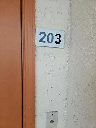 $1,975 | 5981 VÃa Vermilya, Unit 203, Lake Worth, FL 33462