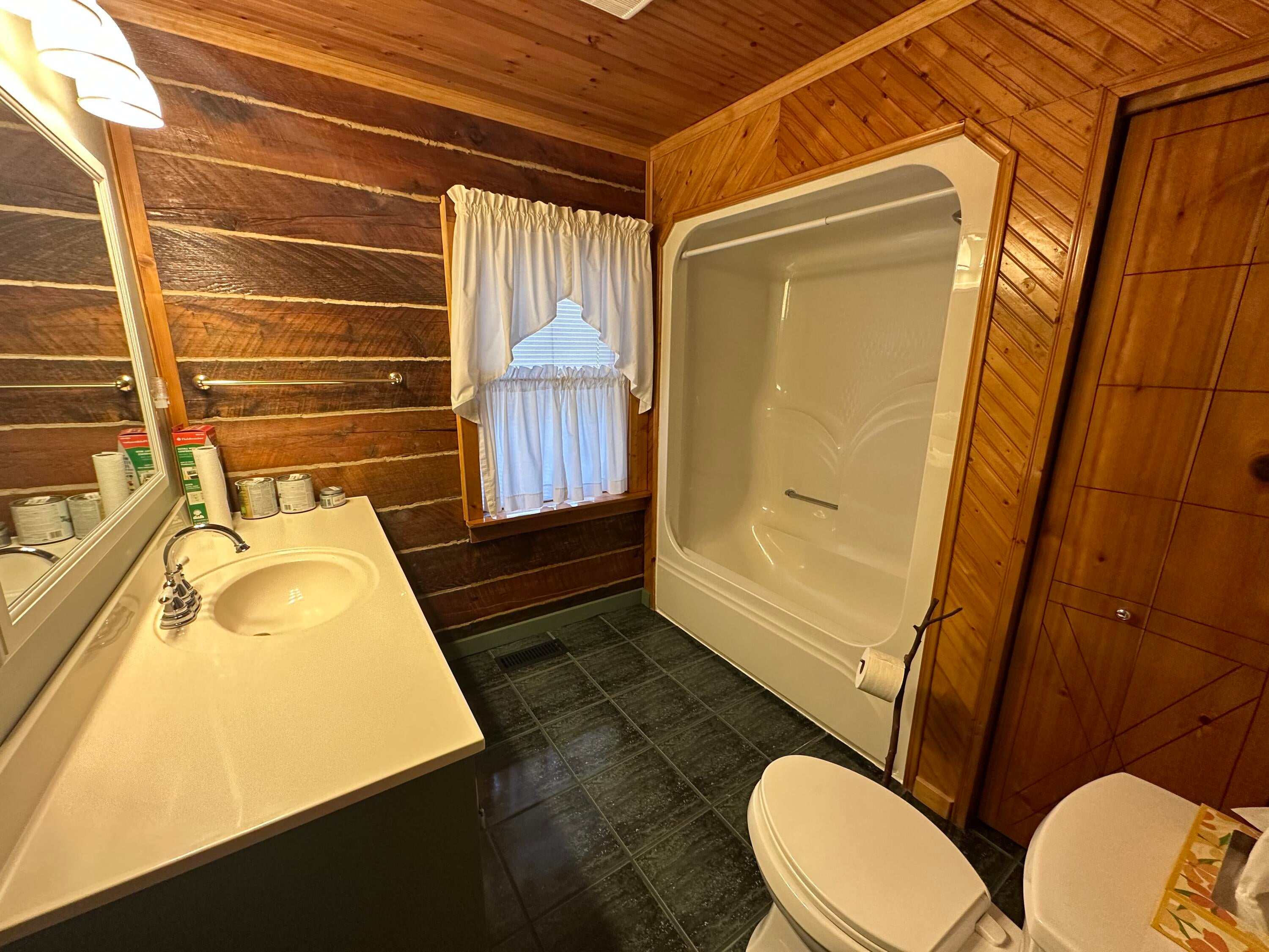 1410 Stone House Road Caldwell, WV 24925 - Photo 21 of 28 Gallery Image 21