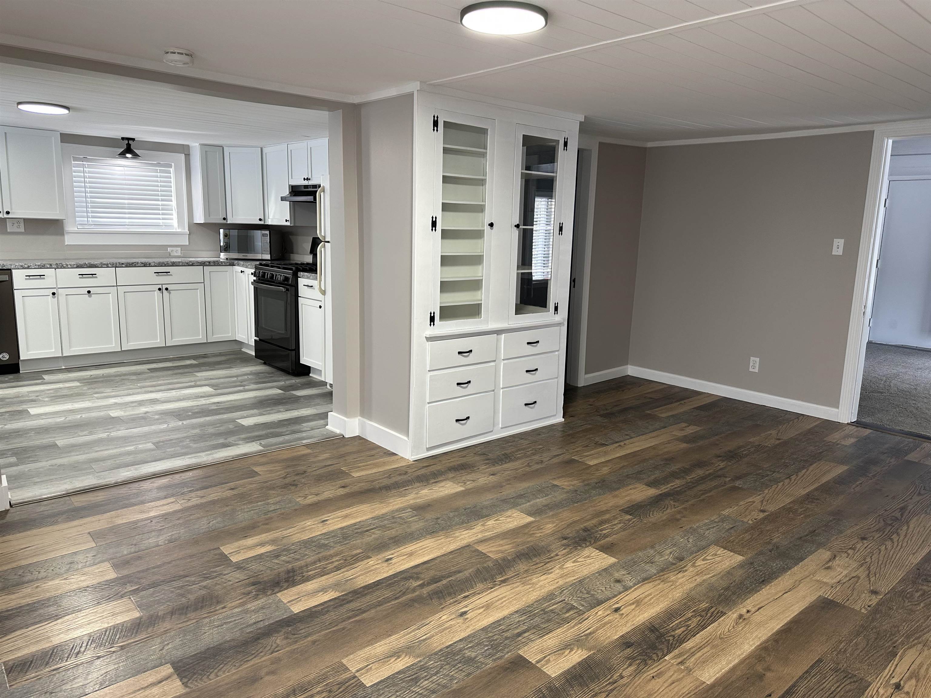 236 Fairground Road Springfield, VT 05156 - Photo 8 of 20