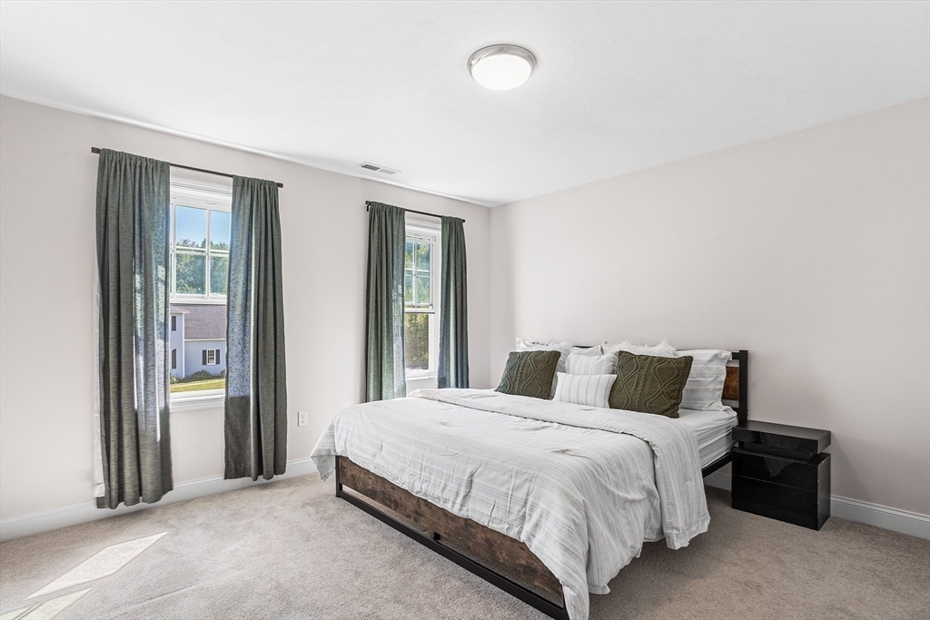 39 Hycrest Road Charlton, MA 01507 - Photo 17 of 40