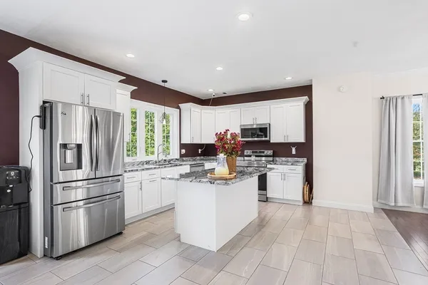 $614,900 | 39 Hycrest Road, Charlton, MA 01507