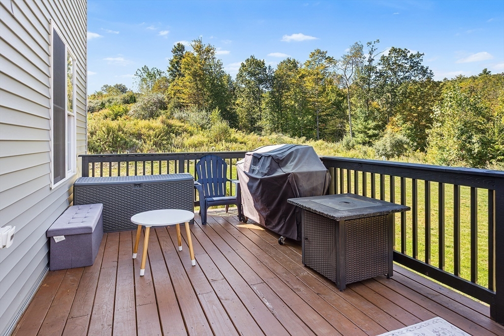 39 Hycrest Road Charlton, MA 01507 - Photo 31 of 40