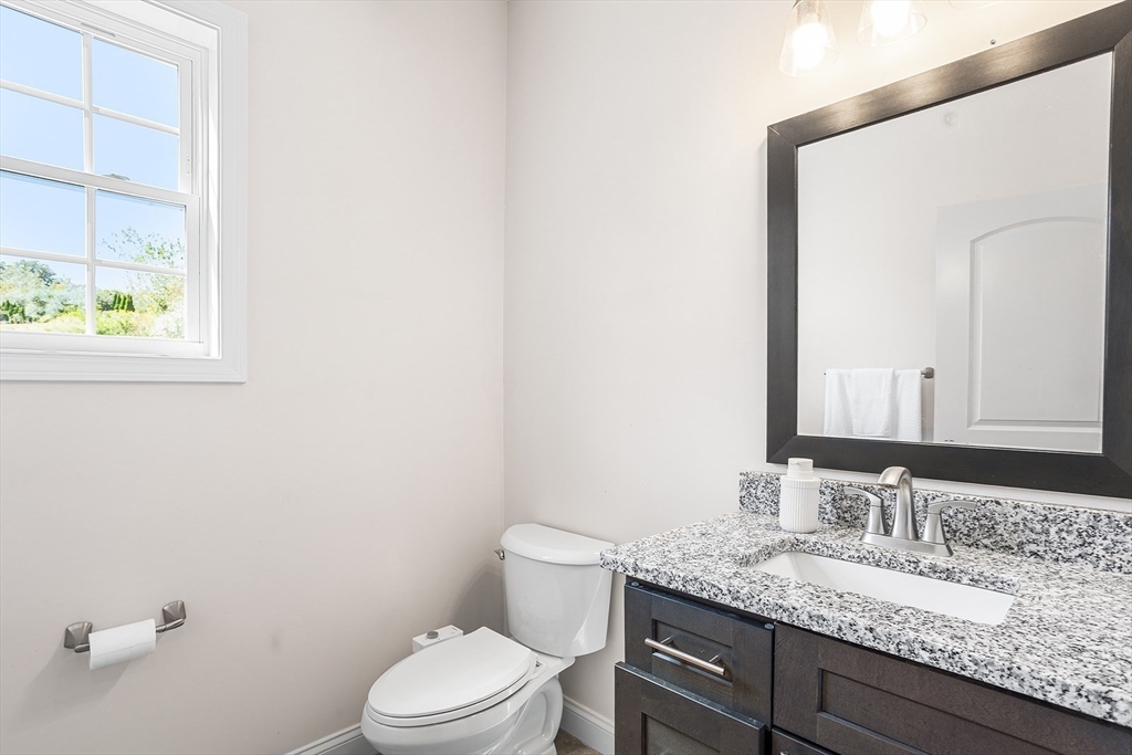 39 Hycrest Road Charlton, MA 01507 - Photo 32 of 40