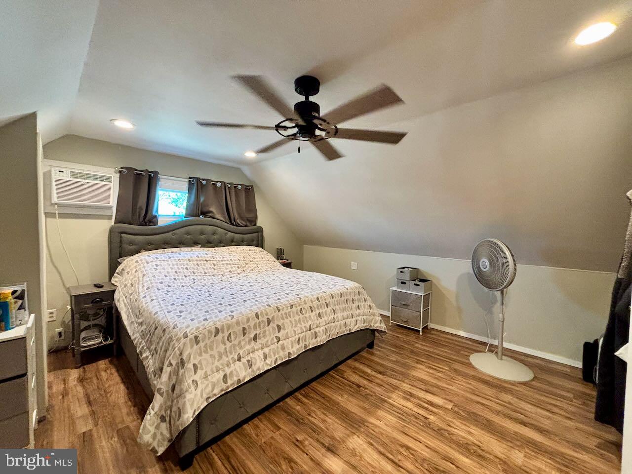 18 Plumtree Road Levittown, PA 19056 - Photo 17 of 22