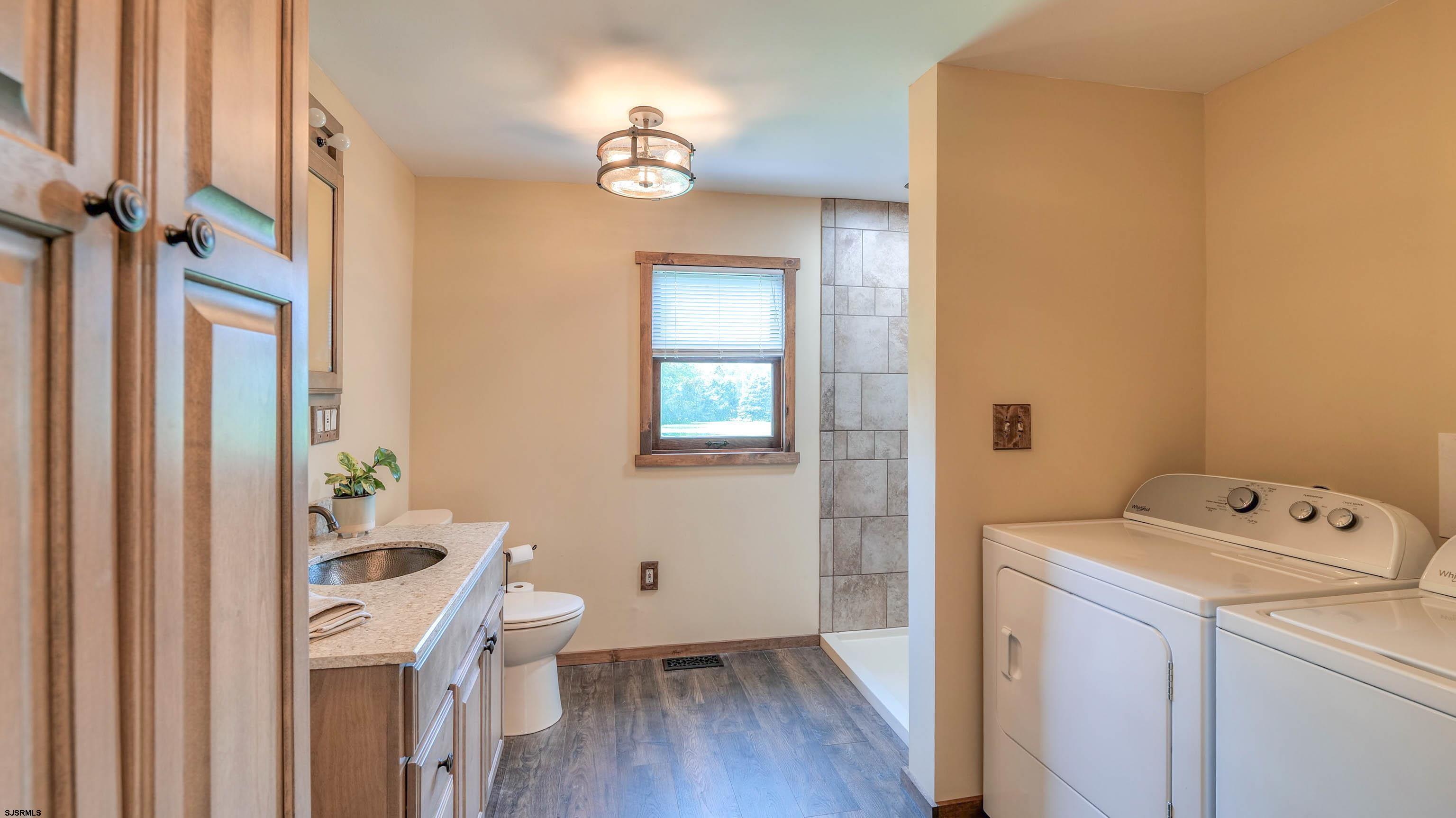 36 Cream Ridge Road Salem, NJ 08079 - Photo 30 of 53 a view of a hallway with workspace