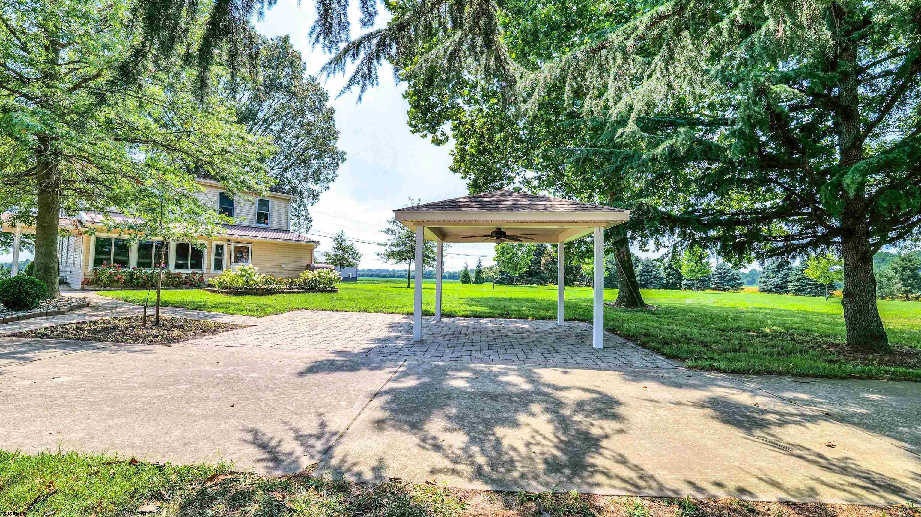 36 Cream Ridge Road Salem, NJ 08079 - Photo 10 of 53 a view of a volley ball court