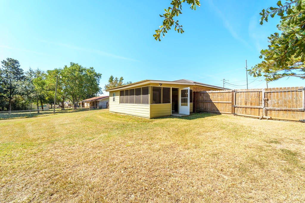 2726 Enon Road Webb, AL 36376 - Photo 22 of 43