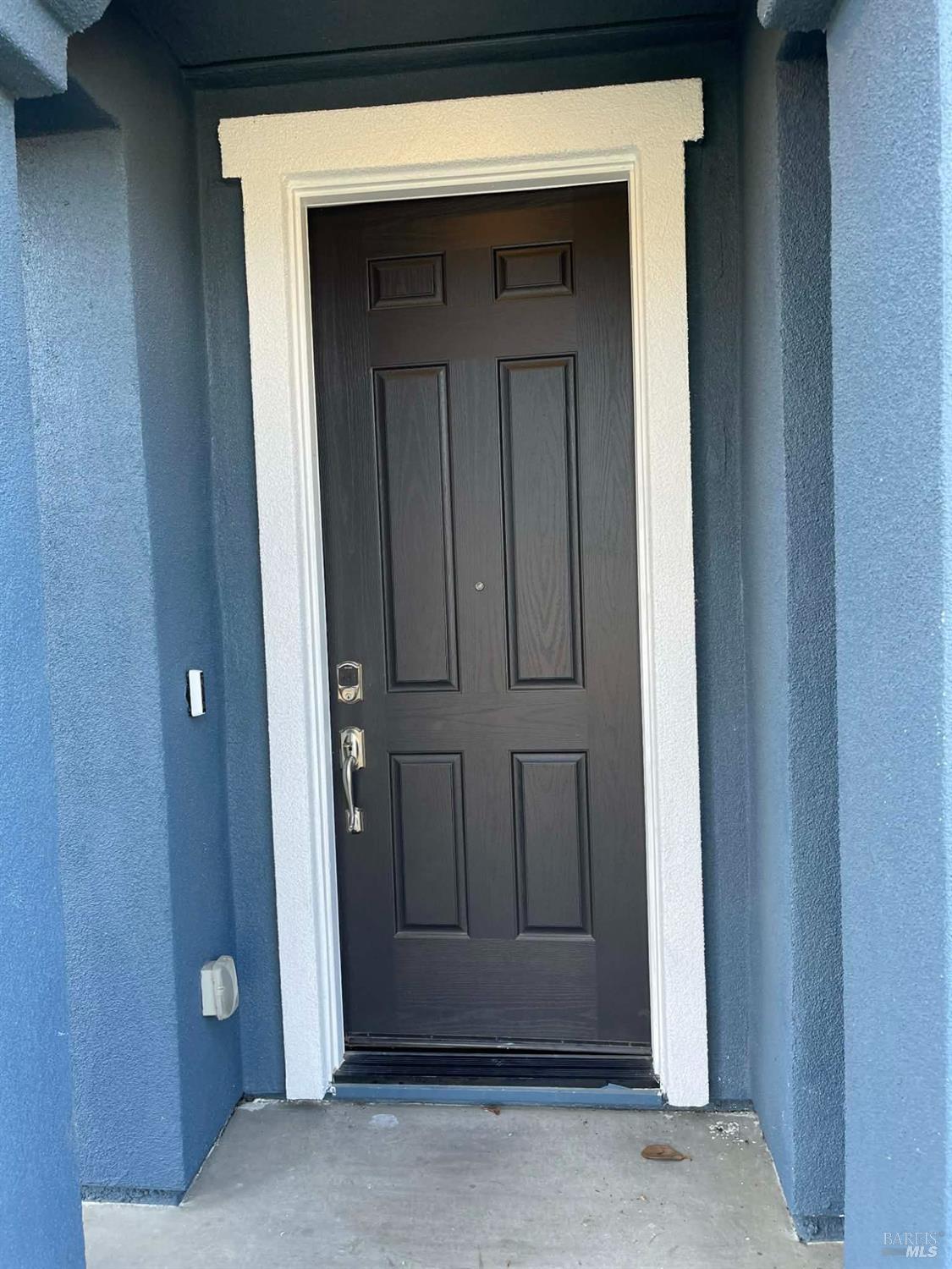 448 Cache Court Vacaville, CA 95688 - Photo 2 of 21