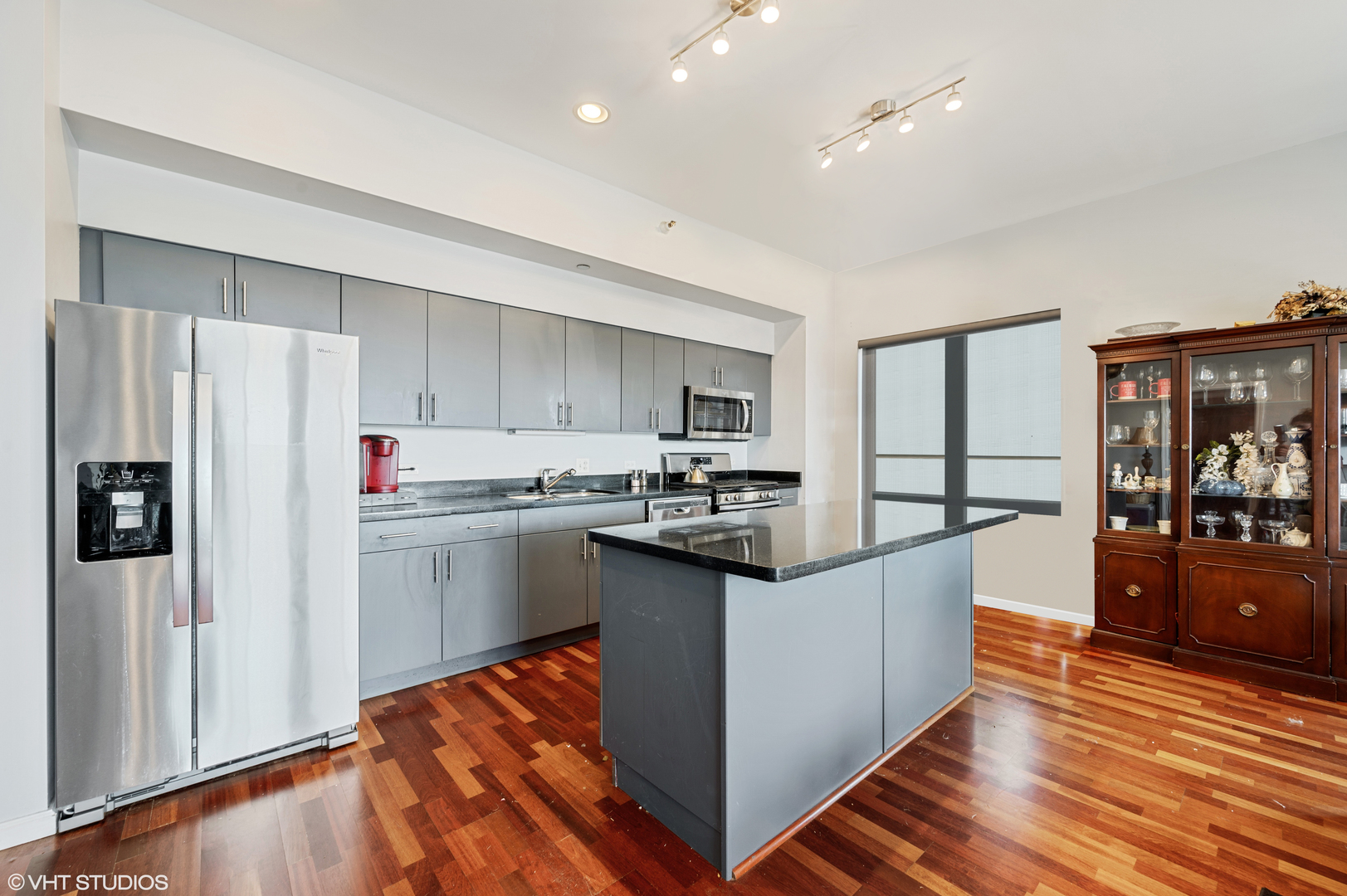 4848 North Sheridan Road, Unit 806 Chicago, IL 60640 - Photo 4 of 15