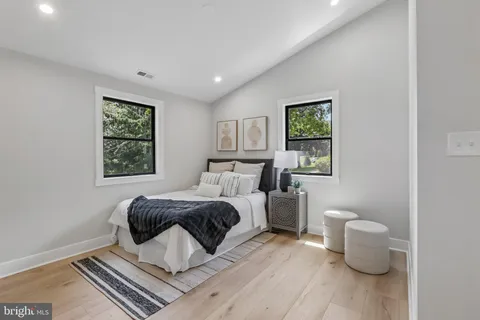 $2,295,000 | 2577 Wayland Road, Berwyn, PA 19312