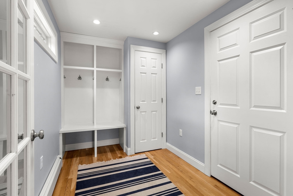 3 Exeter Way Andover, MA 01810 - Photo 4 of 42